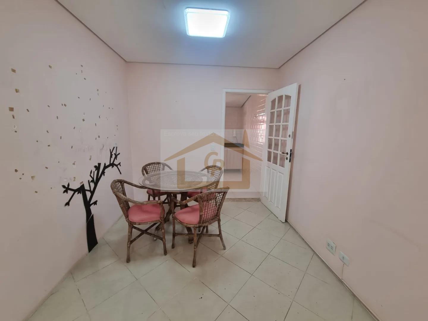 Casa T&eacute;rrea Isolada com Amplo Quintal no Residencial Jardim das Flores &ndash; Granja Viana Estrada do Capuava Cotia - 