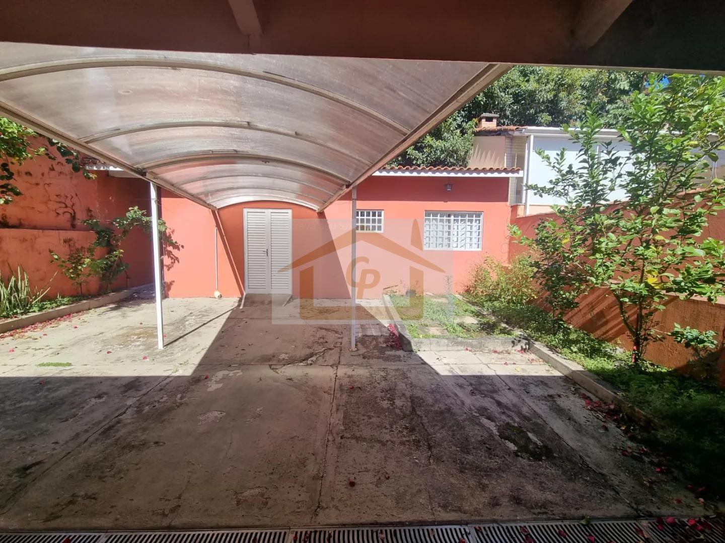 Casa T&eacute;rrea Isolada com Amplo Quintal no Residencial Jardim das Flores &ndash; Granja Viana Estrada do Capuava Cotia - 