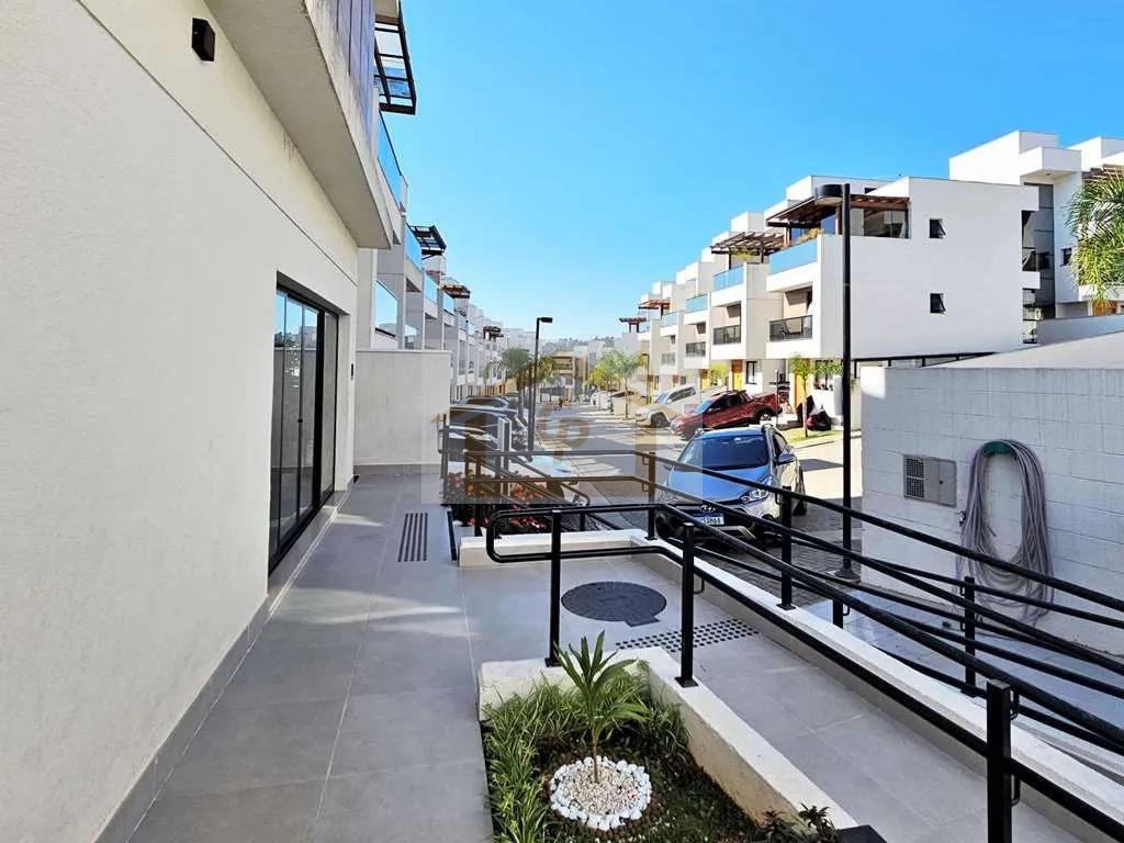 Linda! S&atilde;o 150 m&sup2;,  3 dorms/1su&iacute;te, 2 vagas Estrada Fernando Nobre Cotia - 