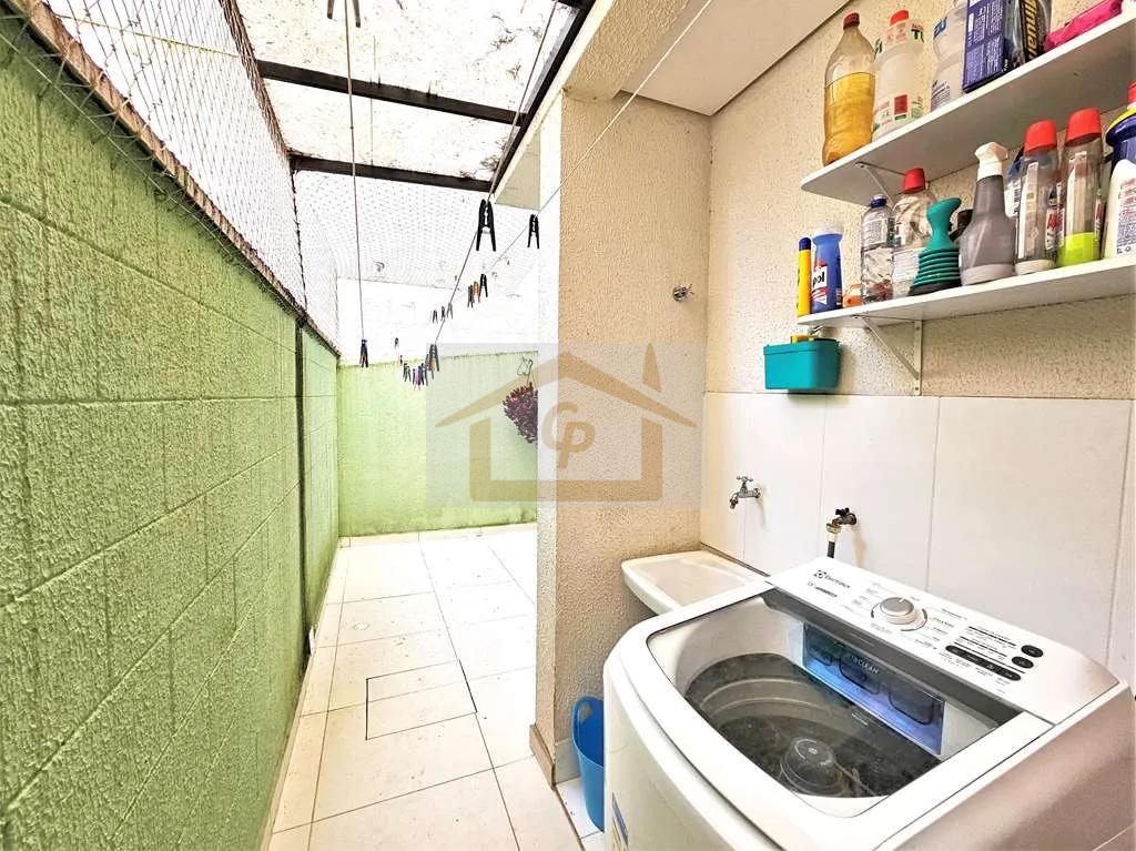 Linda! S&atilde;o 150 m&sup2;,  3 dorms/1su&iacute;te, 2 vagas Estrada Fernando Nobre Cotia - 