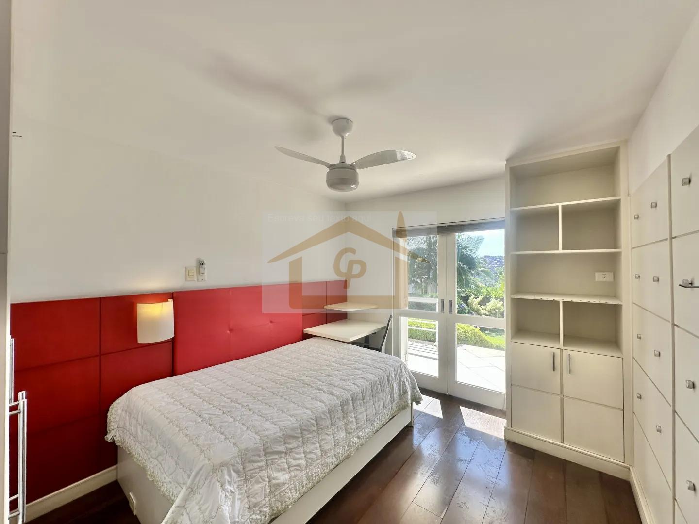 R&uacute;stica, avarandada, Mista alvenaria e madeira de lei, 3 dorms/1ste, gourmet, lareira! Avenida São Camilo Jandira - 