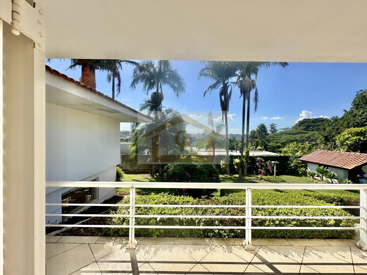 R&uacute;stica, avarandada, Mista alvenaria e madeira de lei, 3 dorms/1ste, gourmet, lareira! Avenida São Camilo Jandira - 