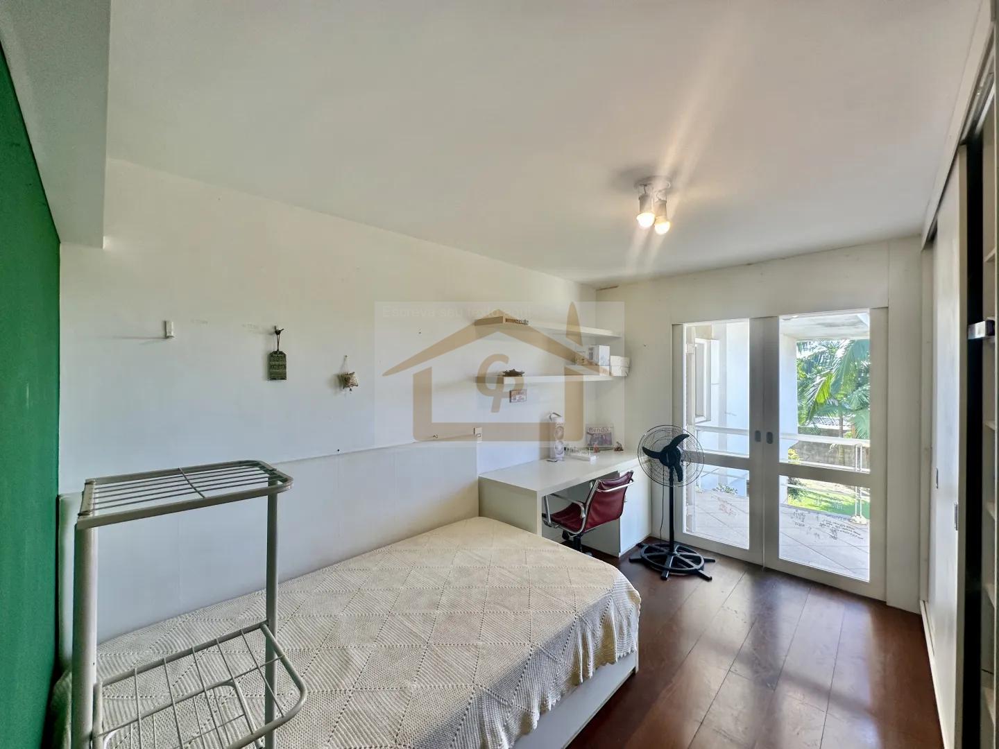 R&uacute;stica, avarandada, Mista alvenaria e madeira de lei, 3 dorms/1ste, gourmet, lareira! Avenida São Camilo Jandira - 