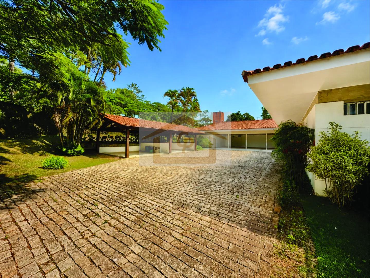 R&uacute;stica, avarandada, Mista alvenaria e madeira de lei, 3 dorms/1ste, gourmet, lareira! Avenida São Camilo Jandira - 