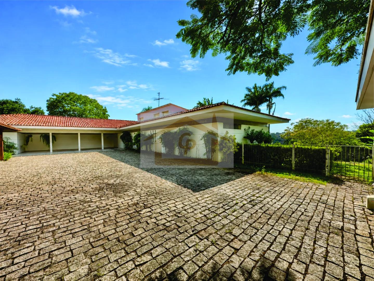 R&uacute;stica, avarandada, Mista alvenaria e madeira de lei, 3 dorms/1ste, gourmet, lareira! Avenida São Camilo Jandira - 