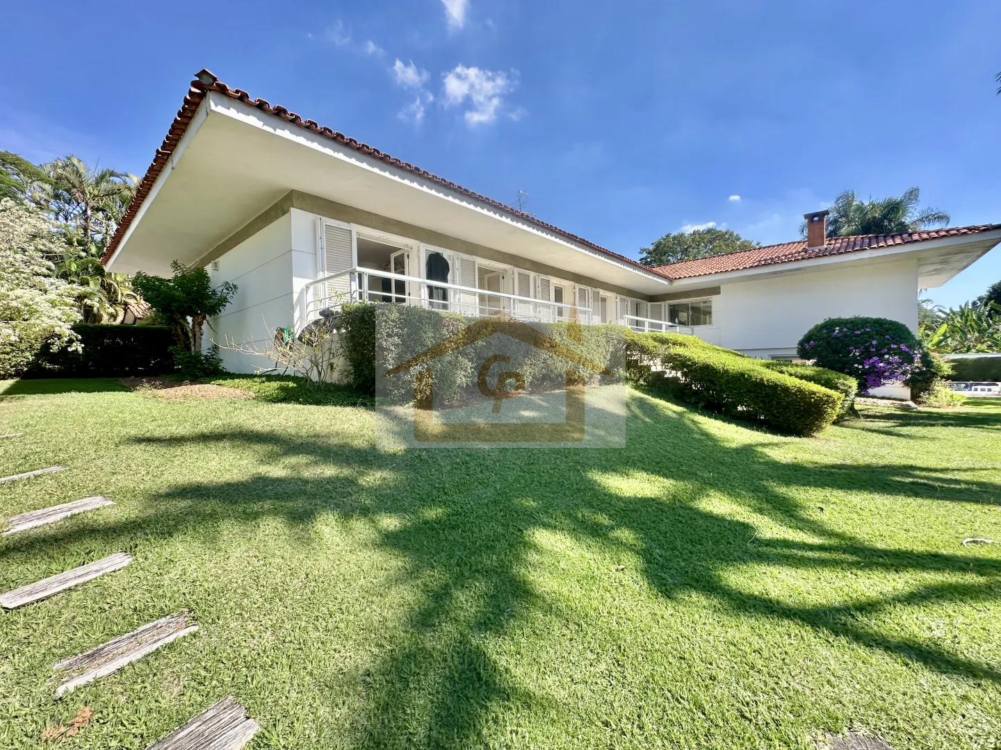 R&uacute;stica, avarandada, Mista alvenaria e madeira de lei, 3 dorms/1ste, gourmet, lareira! Avenida São Camilo Jandira - 