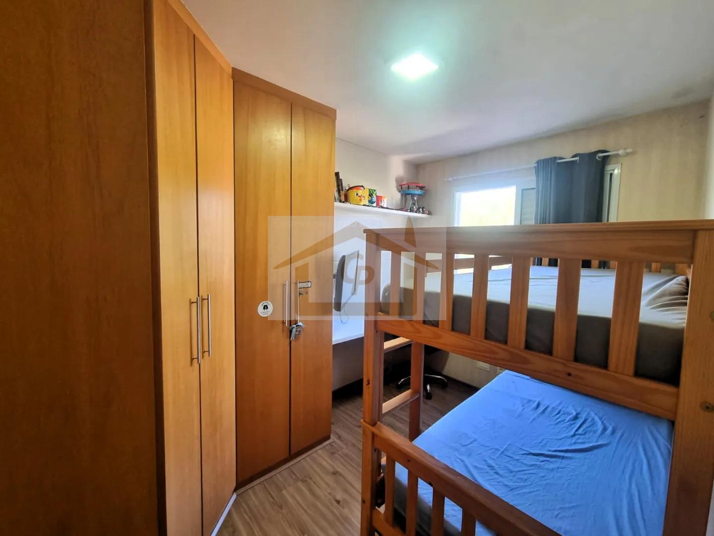 Casa com 3 Quartos, Quintal e 3 Vagas Rua Gonzaga Cotia - 