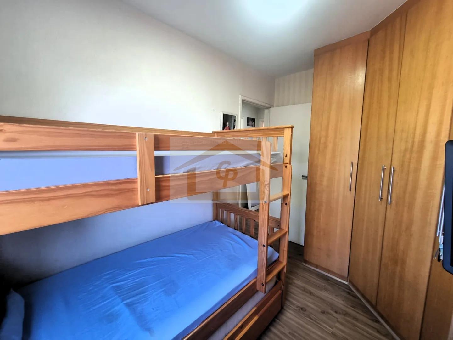 Casa com 3 Quartos, Quintal e 3 Vagas Rua Gonzaga Cotia - 