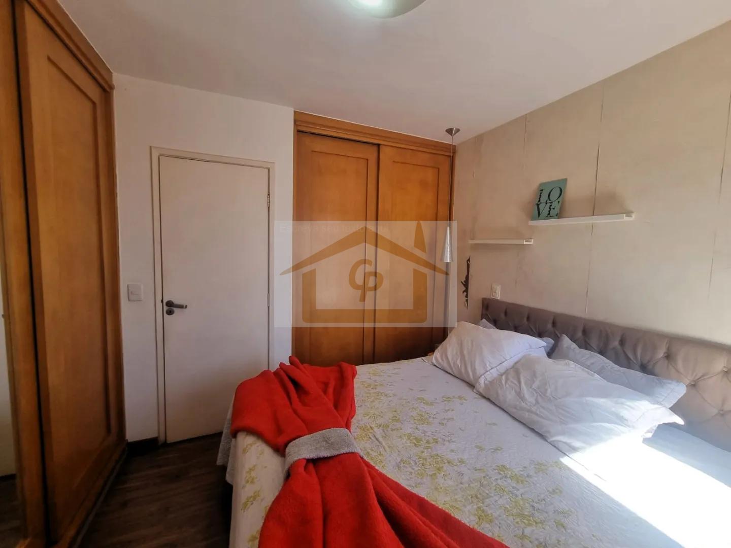 Casa com 3 Quartos, Quintal e 3 Vagas Rua Gonzaga Cotia - 