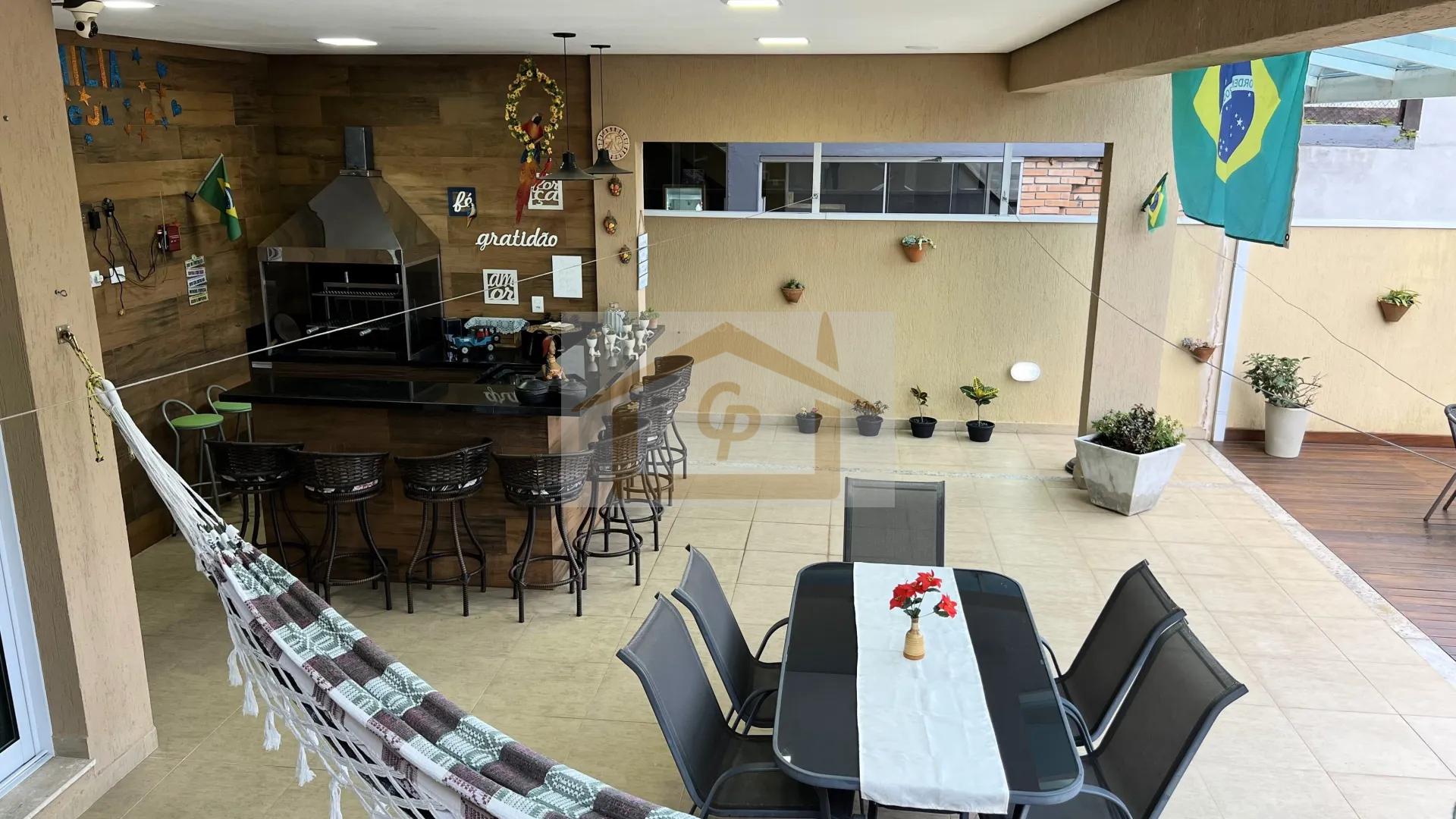 Alta qualidade! Seguran&ccedil;a para a fam&iacute;lia 5 dormit&oacute;rios, sendo 4 su&iacute;tes, 2 vagas Rua Olga Batista Jandira - 