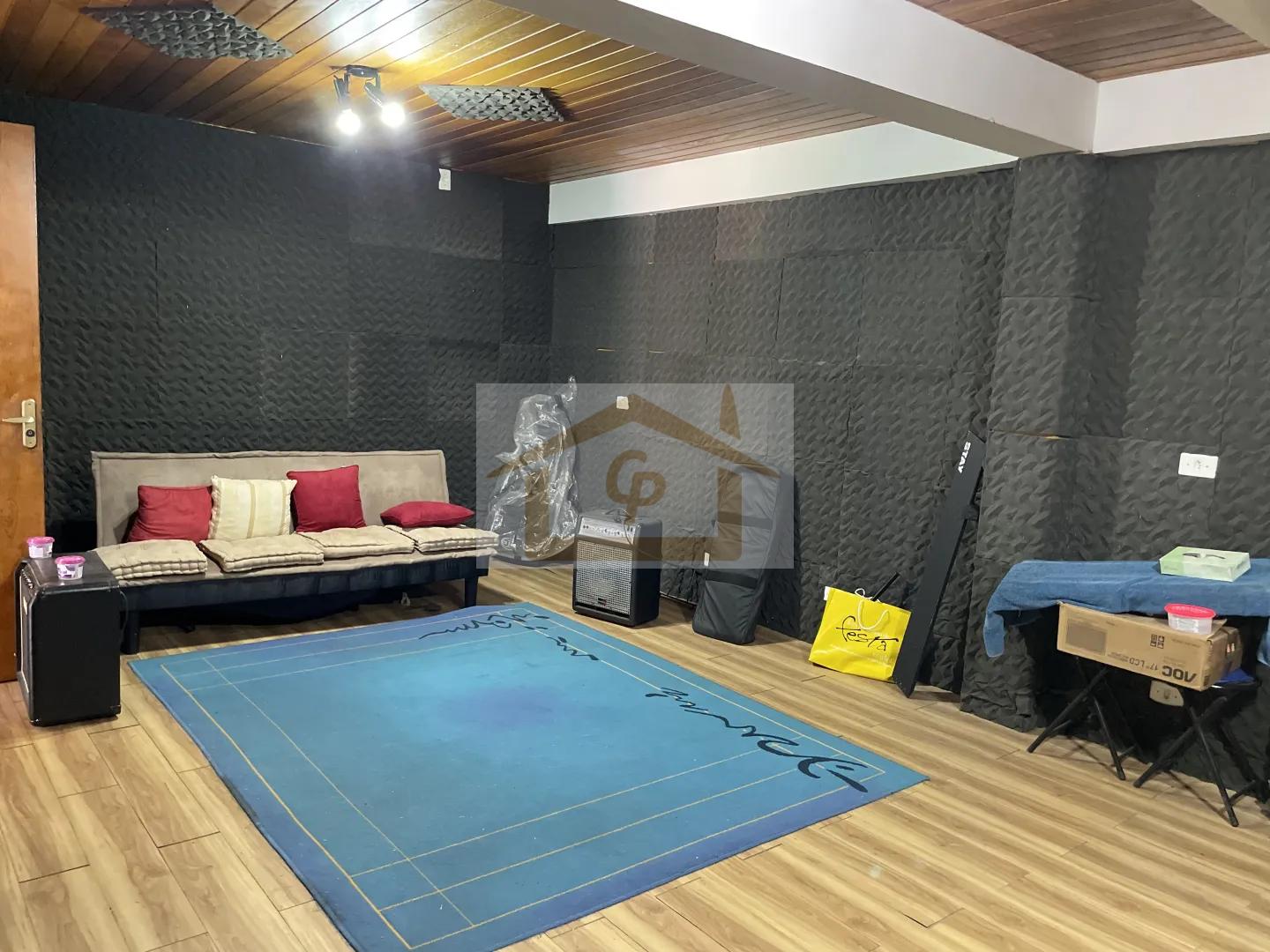 Casa em Condom&iacute;nio, 3 quartos (1 su&iacute;te) 4 vagas Avenida Benedito Isac Píres Cotia - 