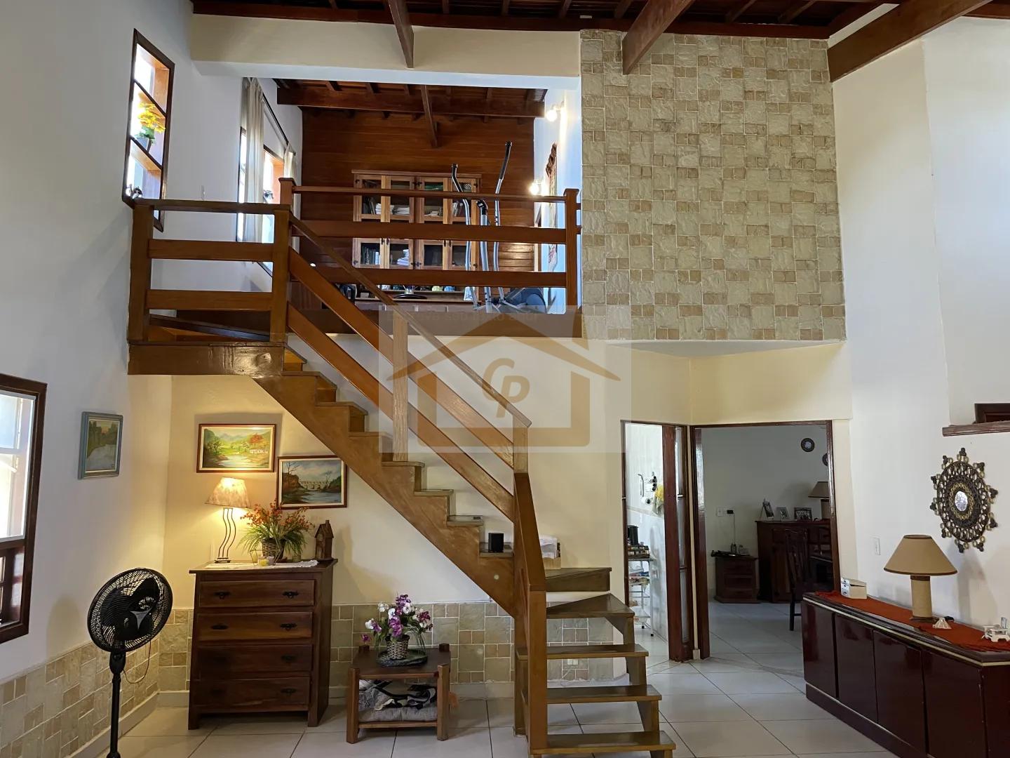 Casa em Condom&iacute;nio, 3 quartos (1 su&iacute;te) 4 vagas Avenida Benedito Isac Píres Cotia - 