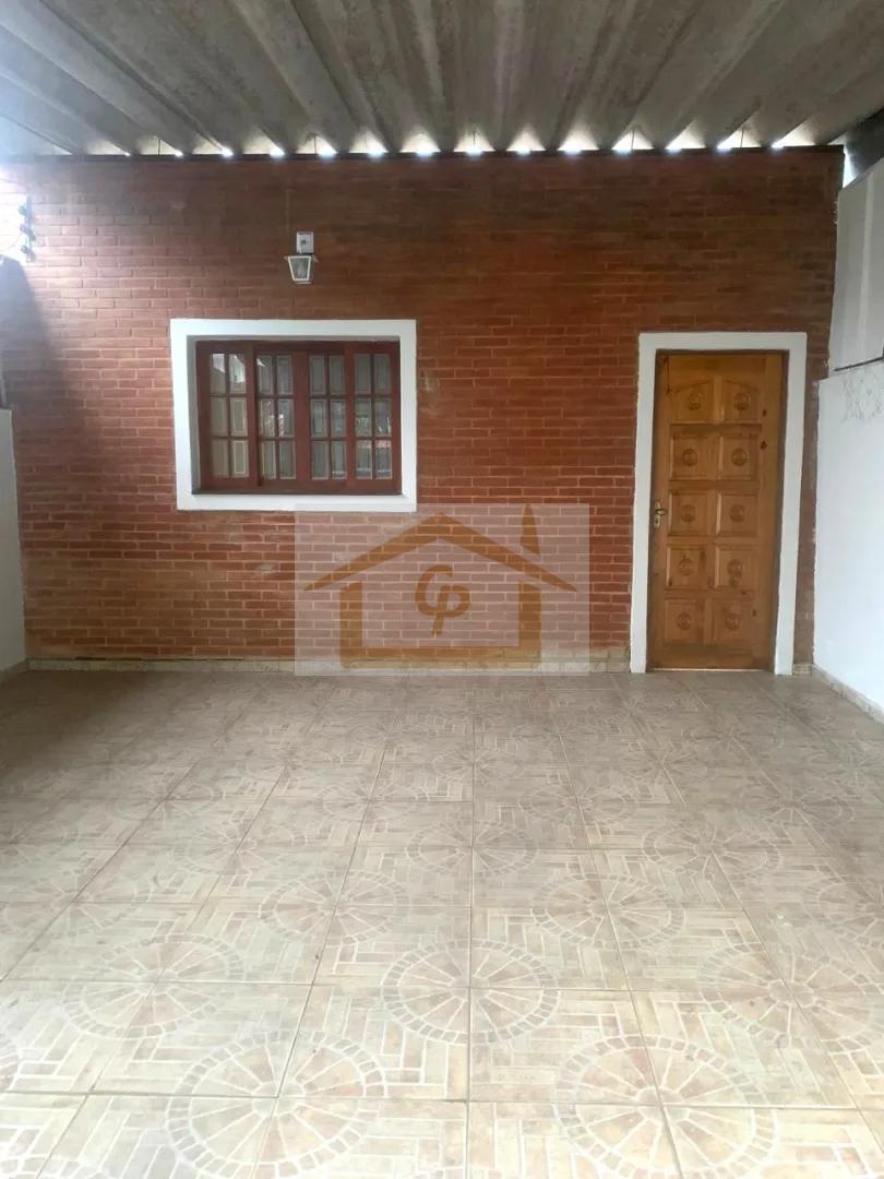 Casa T&eacute;rrea com Su&iacute;te e &Aacute;rea Gourmet no Jardim Leonor, Centro de Cotia | 165 m&sup2; de Terreno Rua Welcome Cotia - 