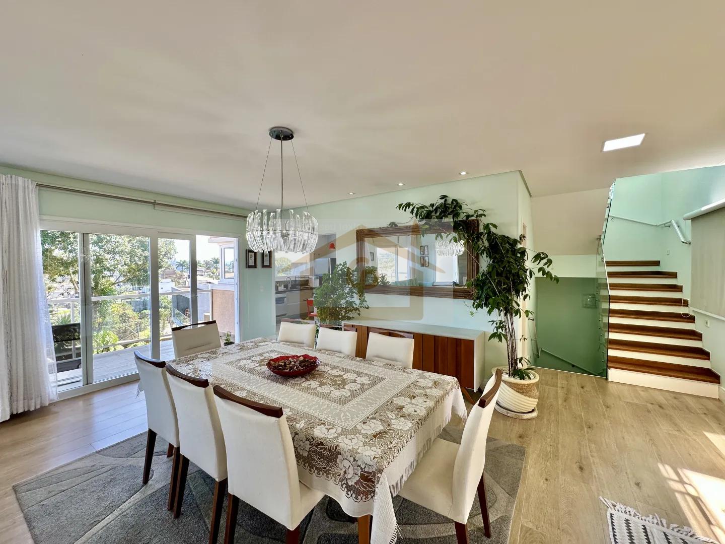 3 su&iacute;tes, moderna, piscina, gourmet, lareira, escrit&oacute;rio e uma vista encantadora!  Carapicuíba - 