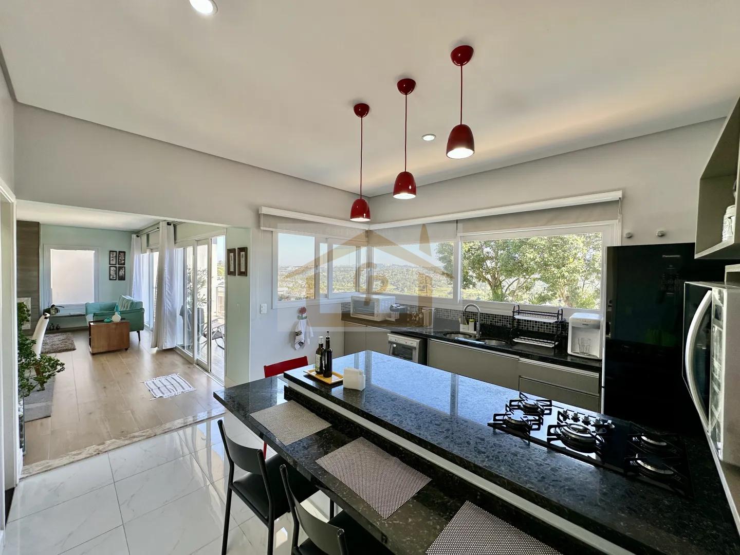 3 su&iacute;tes, moderna, piscina, gourmet, lareira, escrit&oacute;rio e uma vista encantadora!  Carapicuíba - 