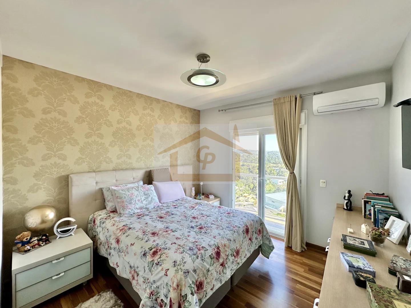 3 su&iacute;tes, moderna, piscina, gourmet, lareira, escrit&oacute;rio e uma vista encantadora!  Carapicuíba - 