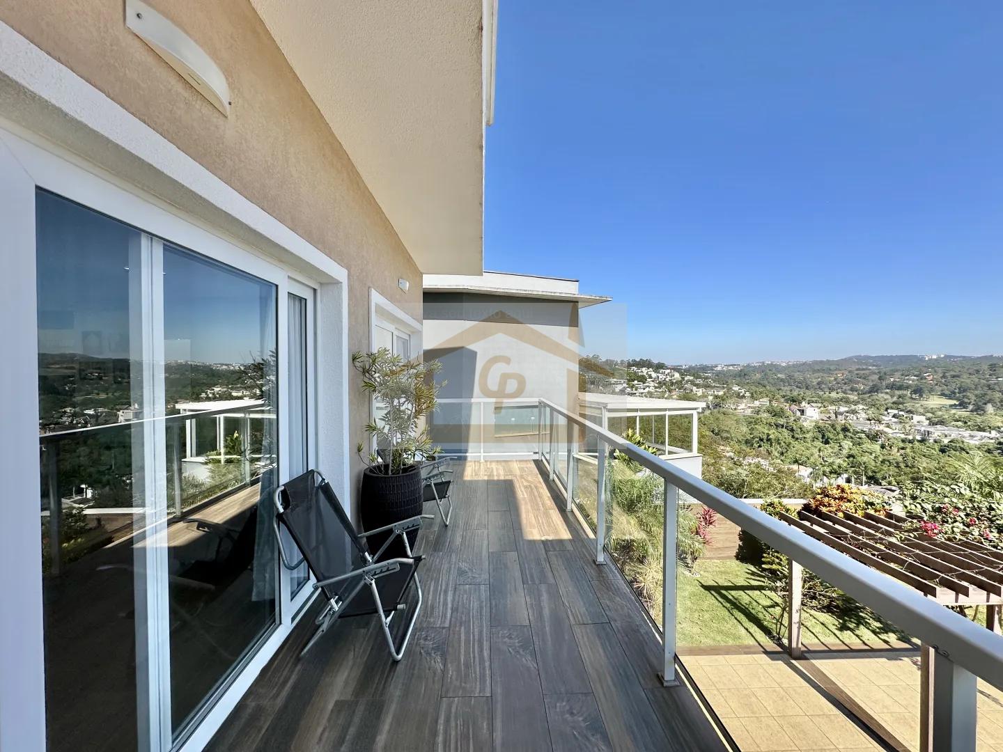 3 su&iacute;tes, moderna, piscina, gourmet, lareira, escrit&oacute;rio e uma vista encantadora!  Carapicuíba - 