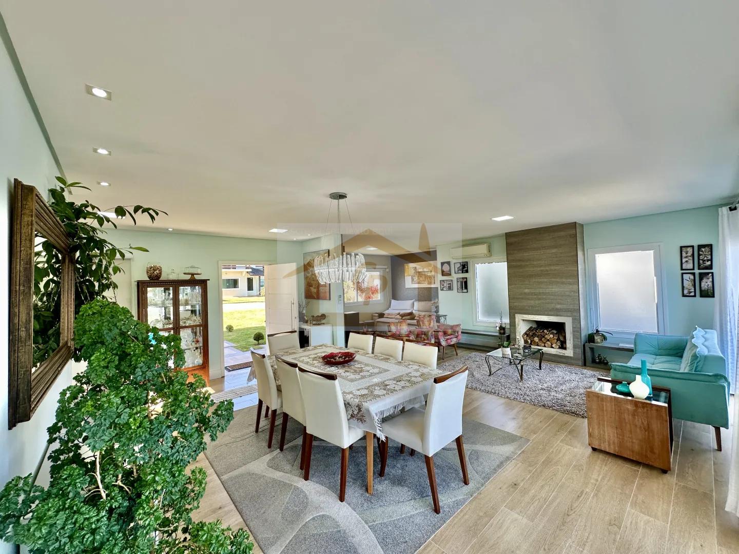 3 su&iacute;tes, moderna, piscina, gourmet, lareira, escrit&oacute;rio e uma vista encantadora!  Carapicuíba - 