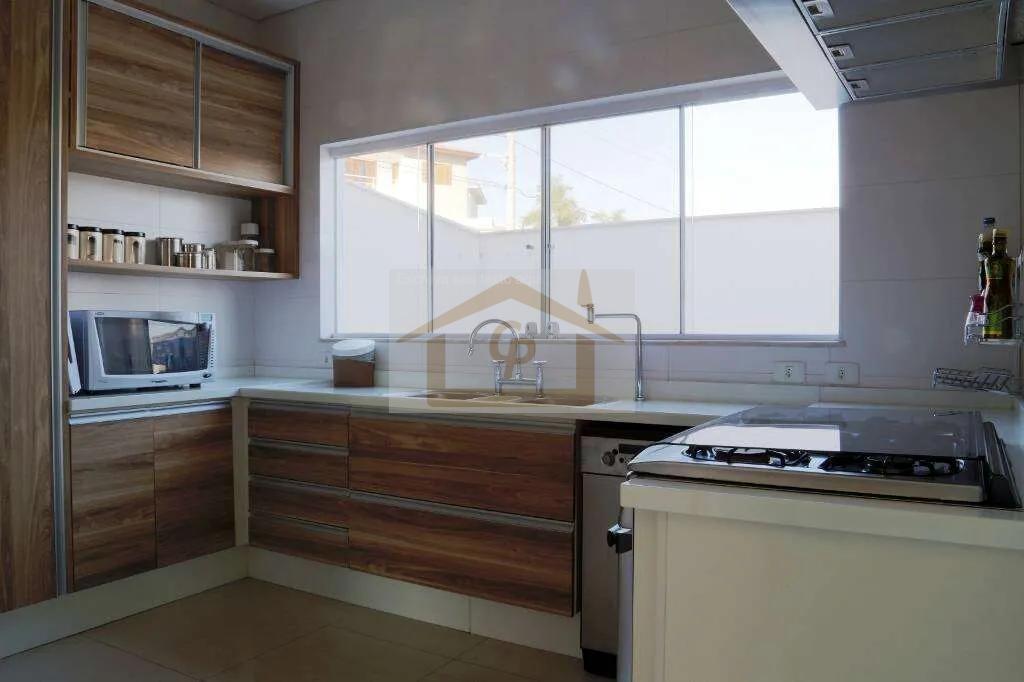 Golf Village | Moderna, 3 su&iacute;tes, vista espetacular, gourmet, piscina e lareira  Carapicuíba - 