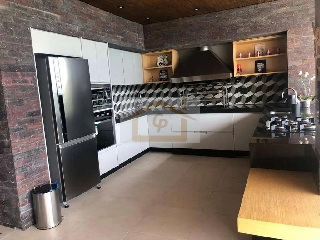 Golf Village | Moderna, 3 su&iacute;tes, vista espetacular, gourmet, piscina e lareira  Carapicuíba - 