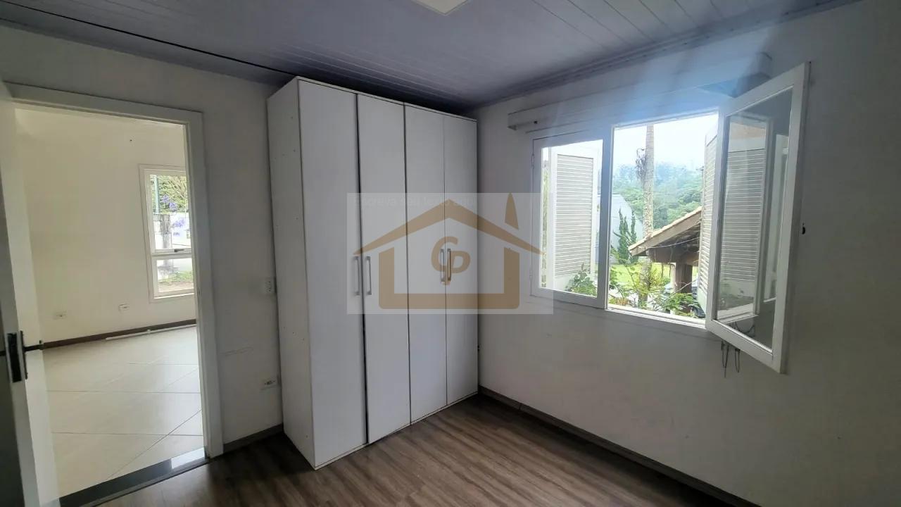 Um lugar para viver bons momentos em fam&iacute;lia. S&atilde;o 3 quartos (1 su&iacute;te), 4 vagas Rua Américo Floriano de Tolêdo Cotia - 