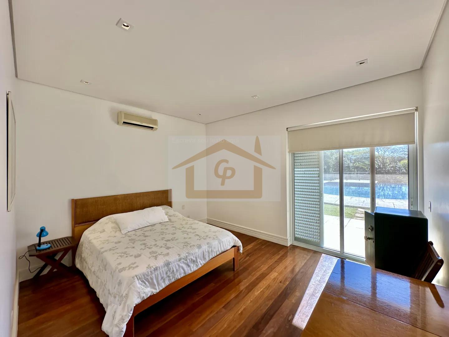 4su&iacute;tes Linda casa T&Eacute;RREA, vista 180&deg;. Piscina, gourmet, 3 lareiras, 10 vagas cobertas Rua das Granjas Cotia - 