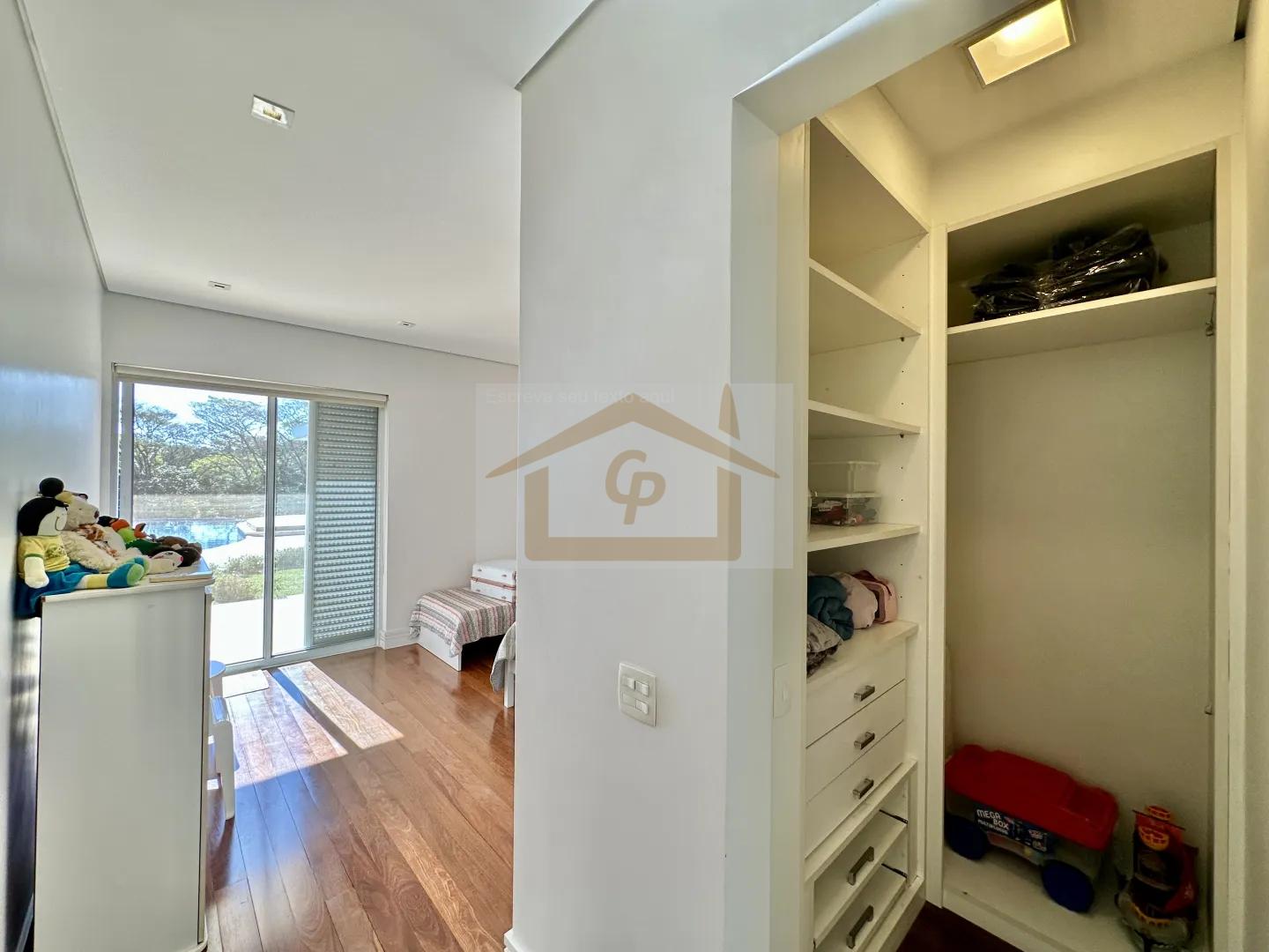 4su&iacute;tes Linda casa T&Eacute;RREA, vista 180&deg;. Piscina, gourmet, 3 lareiras, 10 vagas cobertas Rua das Granjas Cotia - 