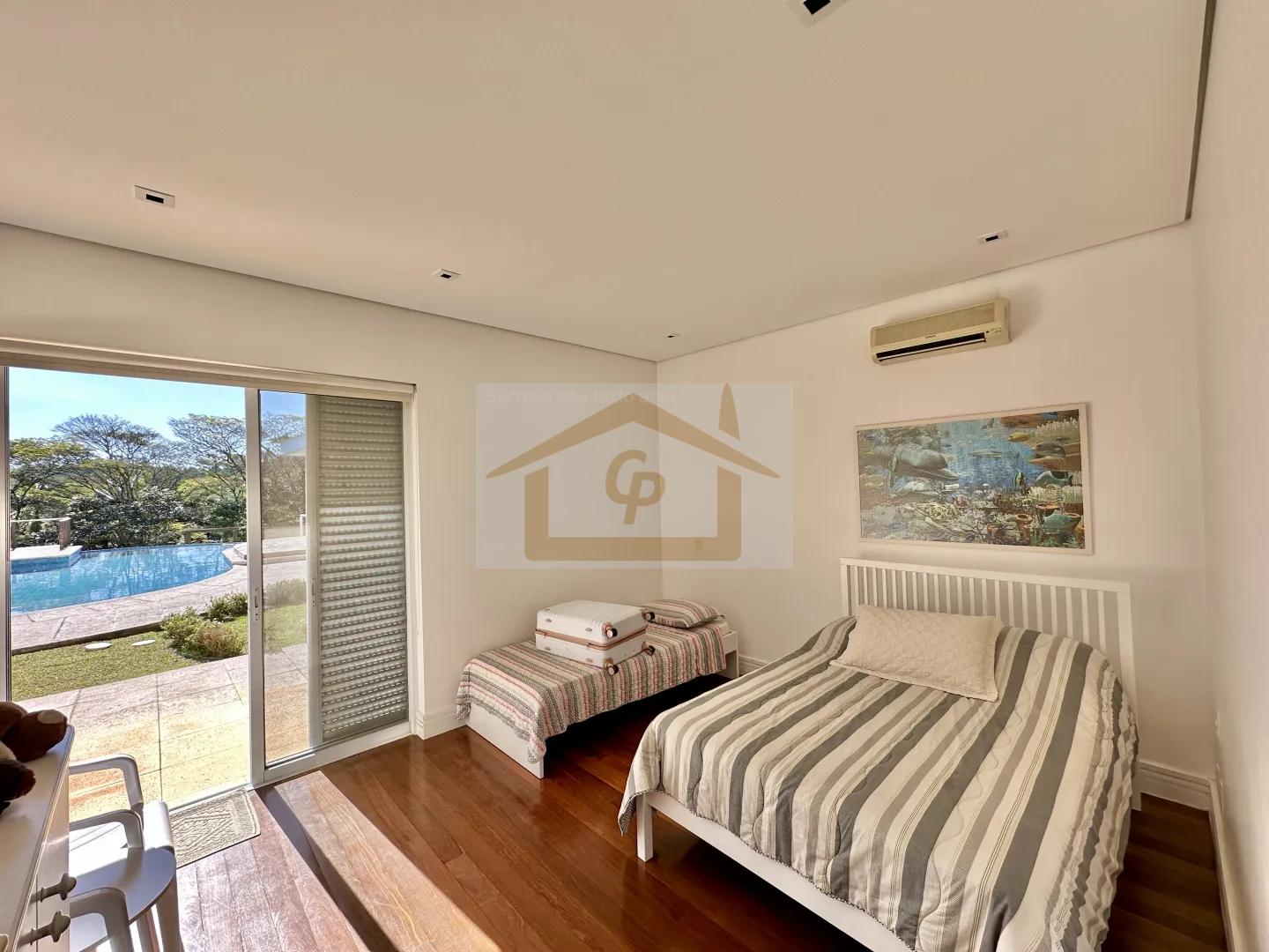 4su&iacute;tes Linda casa T&Eacute;RREA, vista 180&deg;. Piscina, gourmet, 3 lareiras, 10 vagas cobertas Rua das Granjas Cotia - 