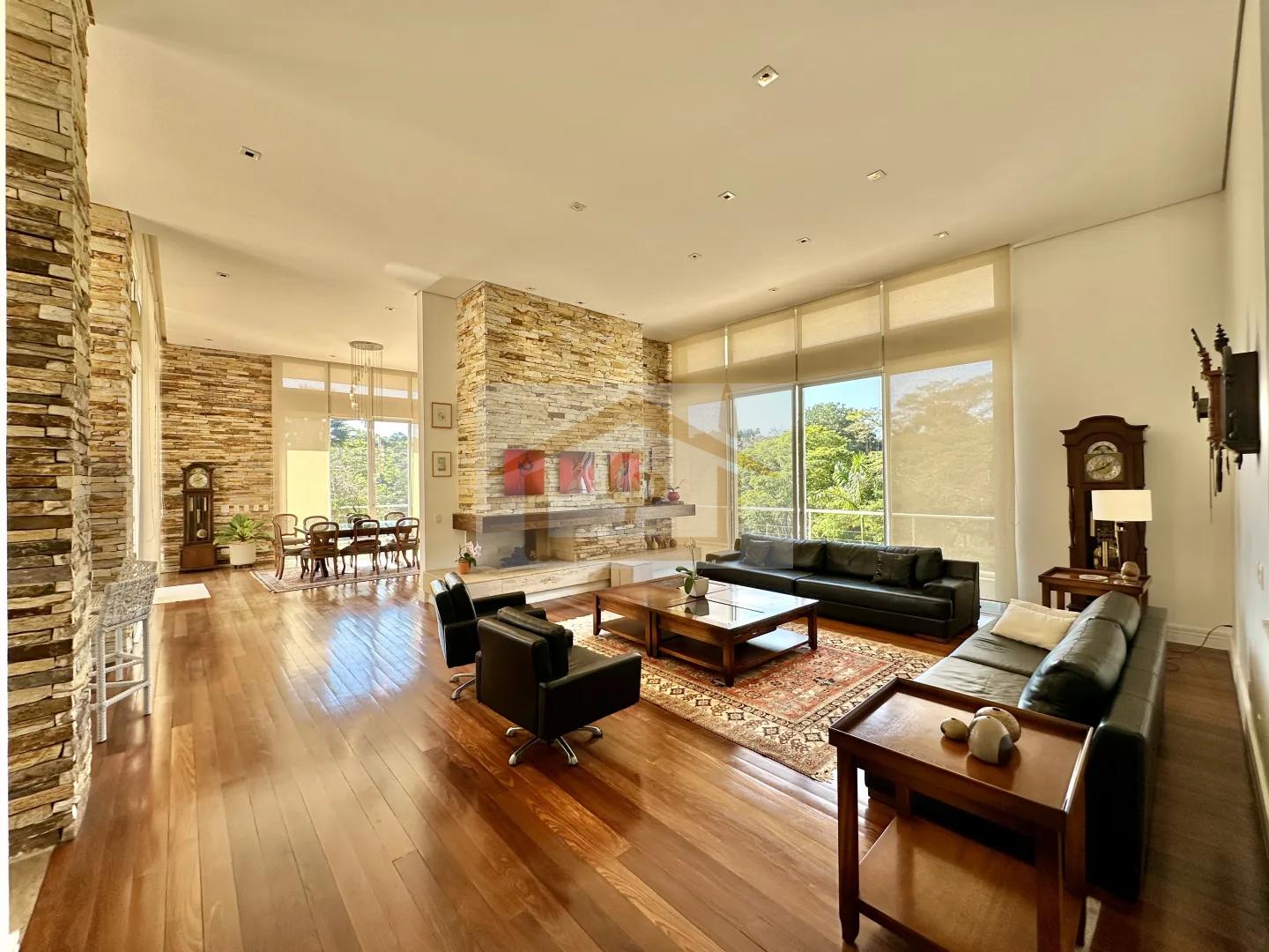 4su&iacute;tes Linda casa T&Eacute;RREA, vista 180&deg;. Piscina, gourmet, 3 lareiras, 10 vagas cobertas Rua das Granjas Cotia - 