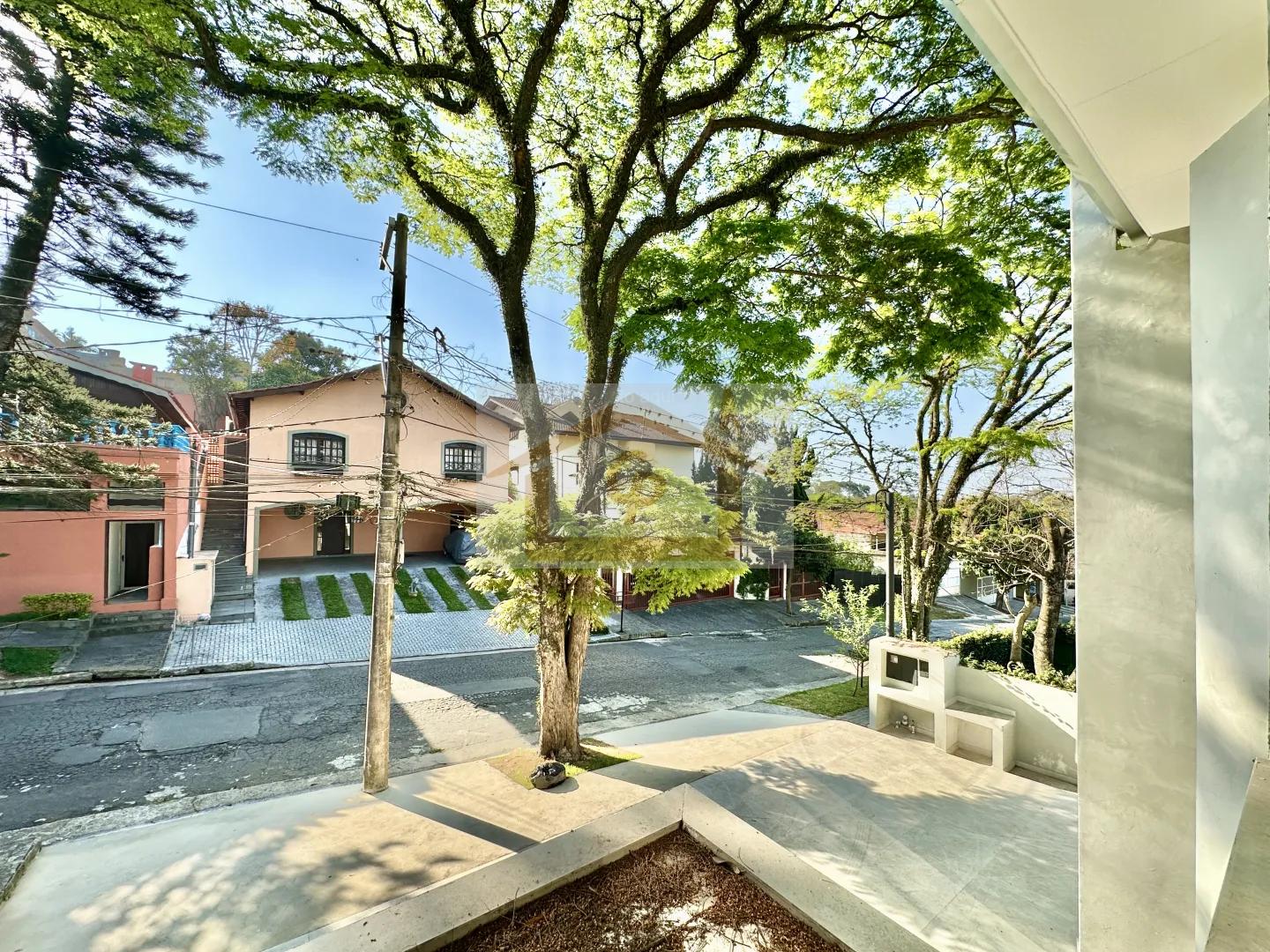 3 su&iacute;tes. Moderna e integrada, sal&atilde;o de festa, espa&ccedil;o multiuso e varanda gourmet! Rua Monet Cotia - 