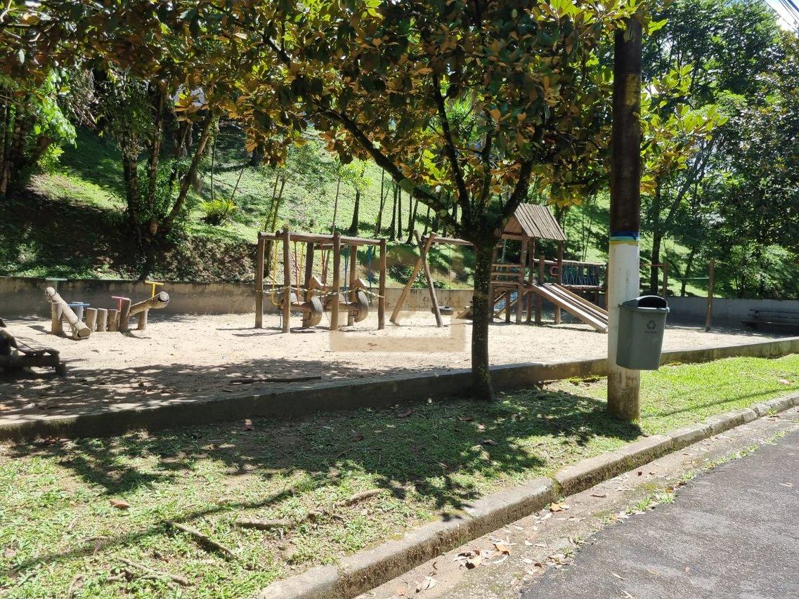 Segurança para a família! 4 Suítes, 4 vagas Rua Azaléia Jandira - 