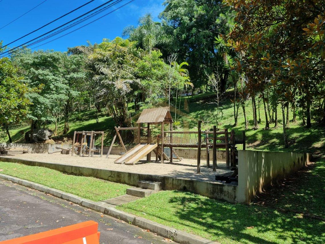 Segurança para a família! 4 Suítes, 4 vagas Rua Azaléia Jandira - 