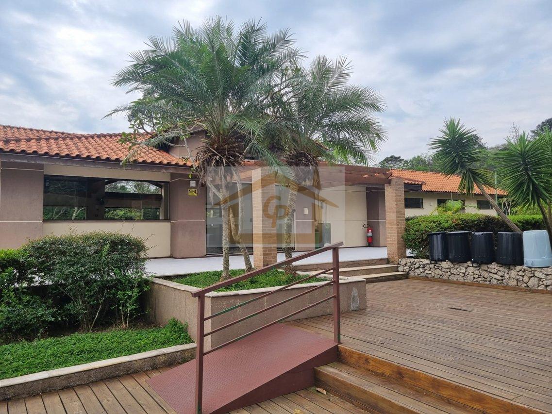 VISTA PANORÂMICA PRO PQ CEMUCAM, 3 QUARTOS SENDO UM SUITE, 4 vagas Rua dos Pinheiros Cotia - 