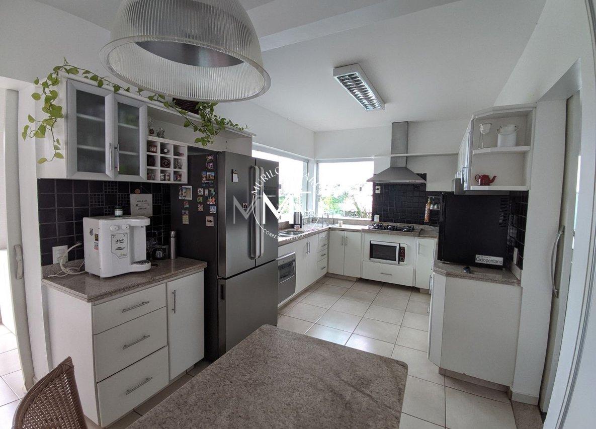Casa a Venda - 3 Suítes - Zona Sul - Uberlândia - 