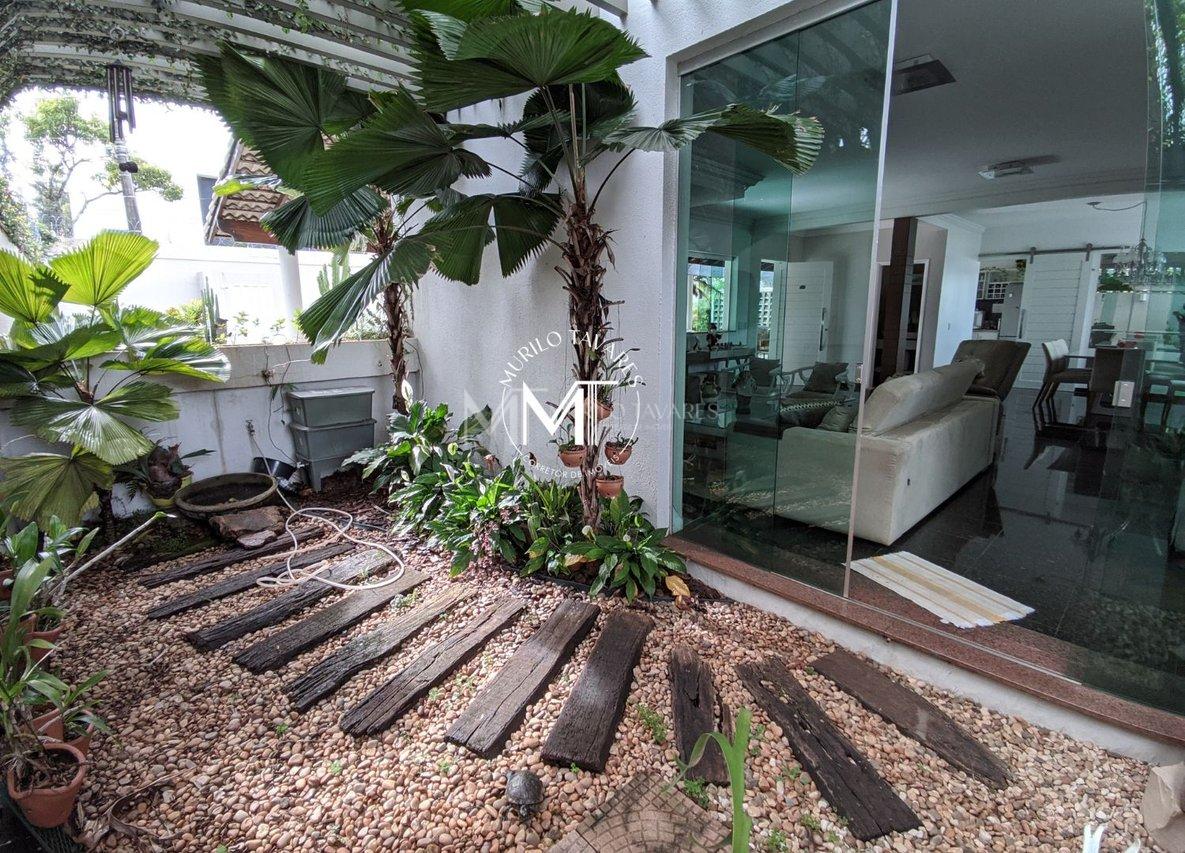 Casa a Venda - 3 Suítes - Zona Sul - Uberlândia - 