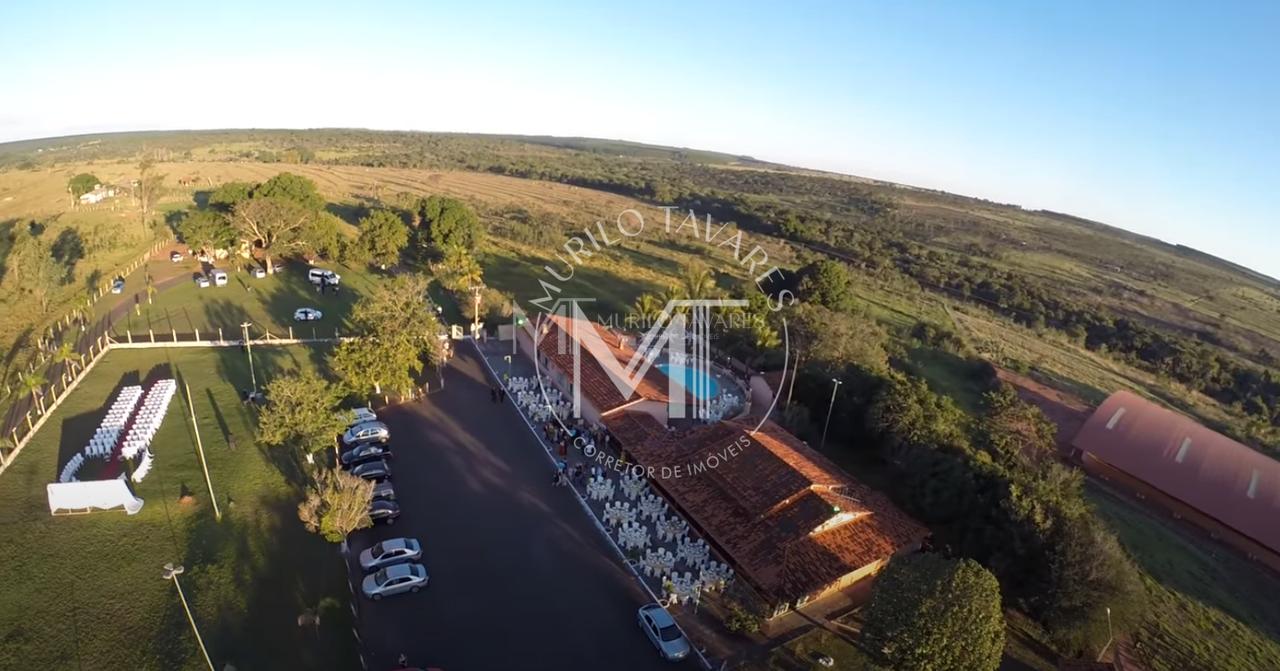 Chácara Casa Rosada - 10 Quartos e 9 Suítes Br 365 640 Uberlândia - 
