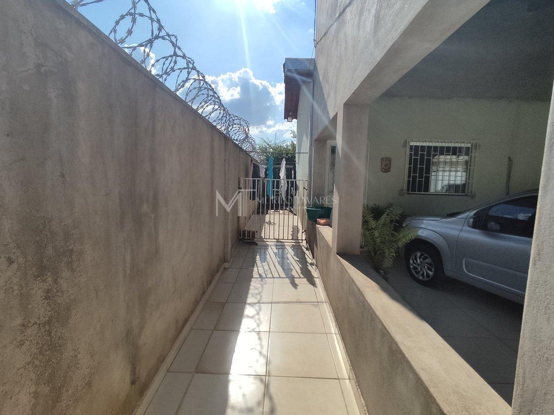 Casa - 2 Quartos - Uberlândia - 