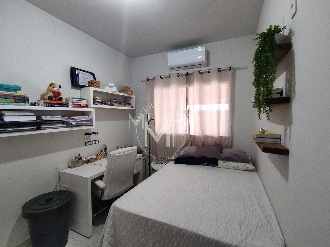 Casa - 2 Dormitórios e 1 Suíte - Uberlândia - 