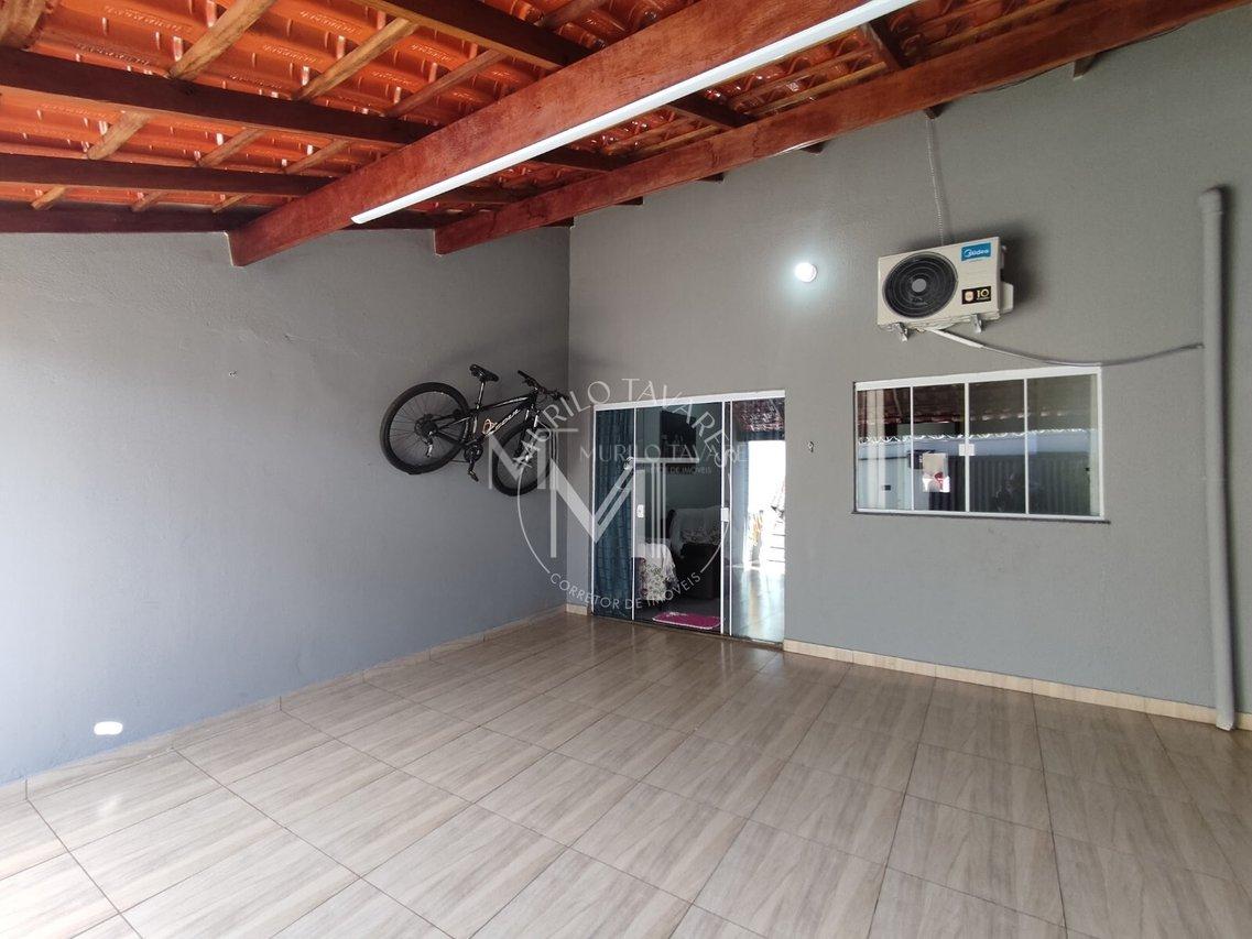 Casa - 2 Dormitórios e 1 Suíte - Uberlândia - 