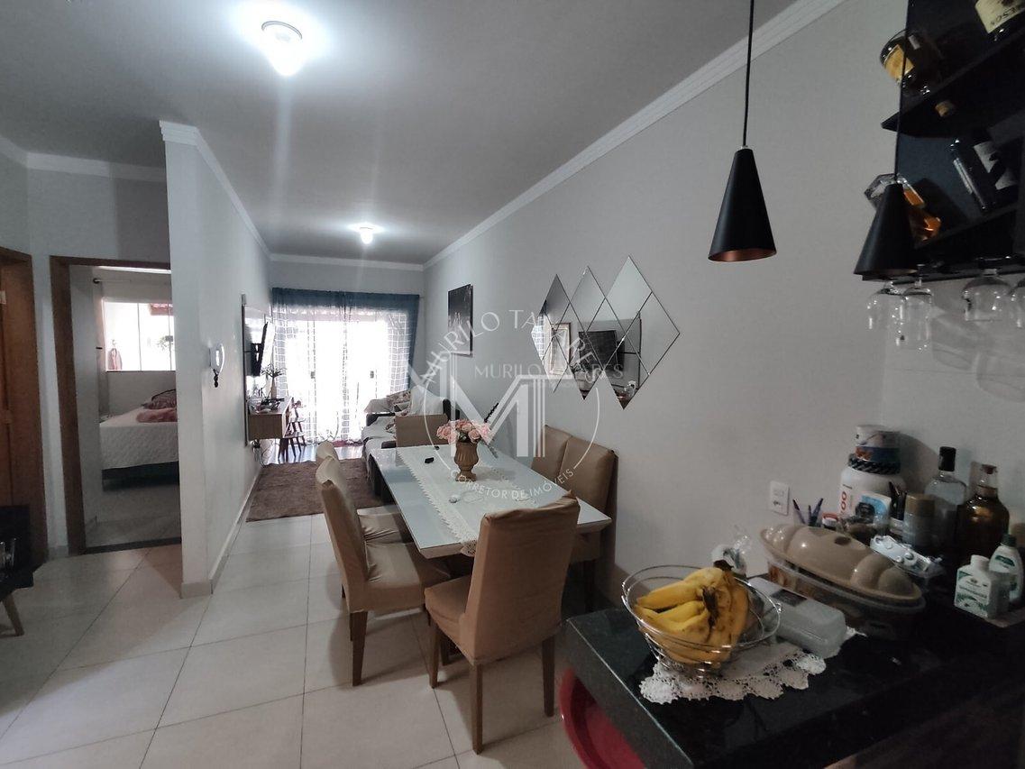 Casa - 2 Dormitórios e 1 Suíte - Uberlândia - 