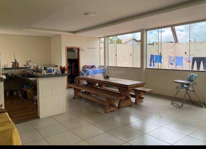 Casa - Bairro Laranjeiras - Uberlândia - 