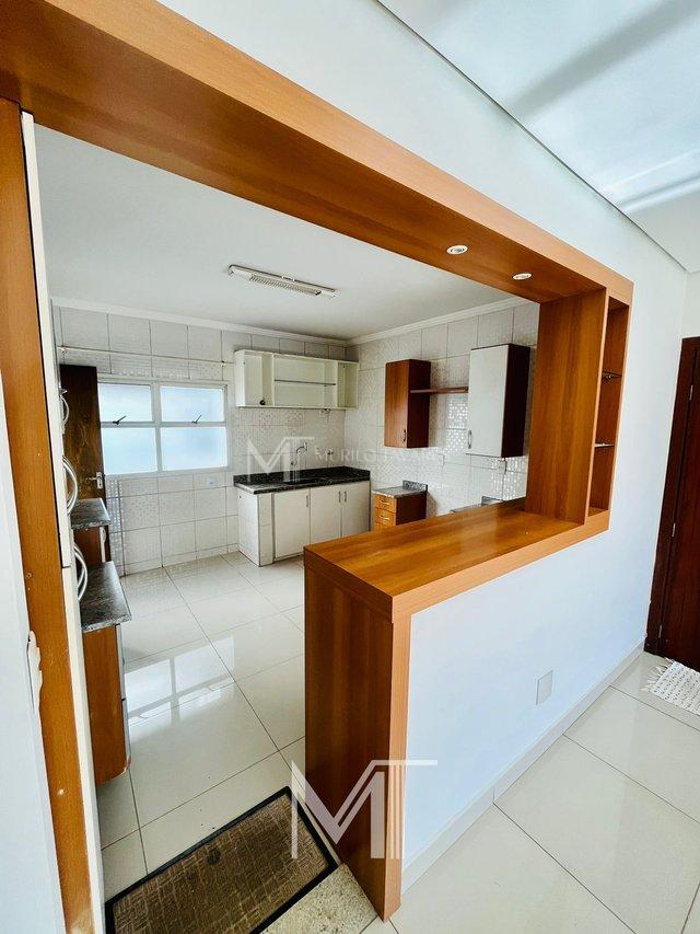 Apartamento - 3 Quartos com 1 Suíte no Bairro Saraiva - Uberlândia - 