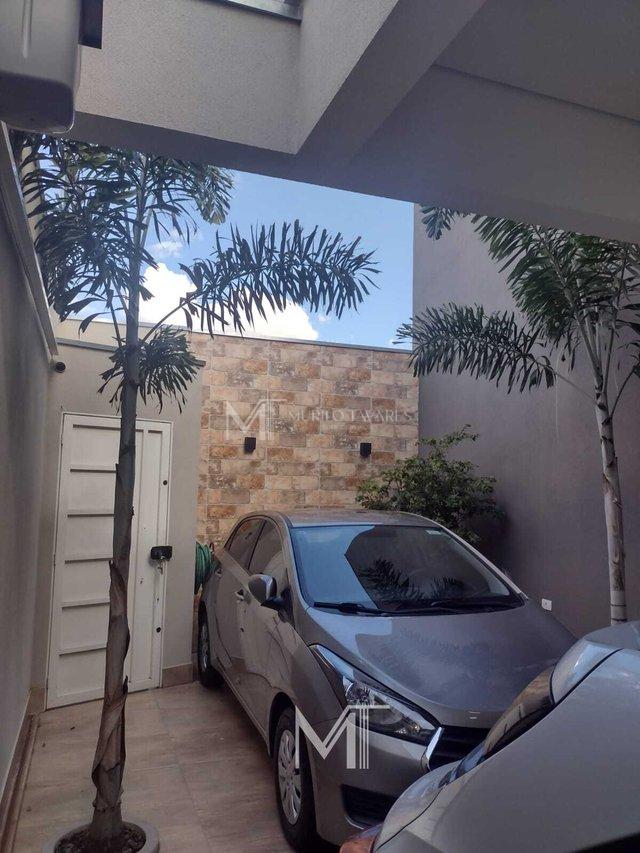 Casa com 3 quartos e 1 Suíte - Uberlândia - 
