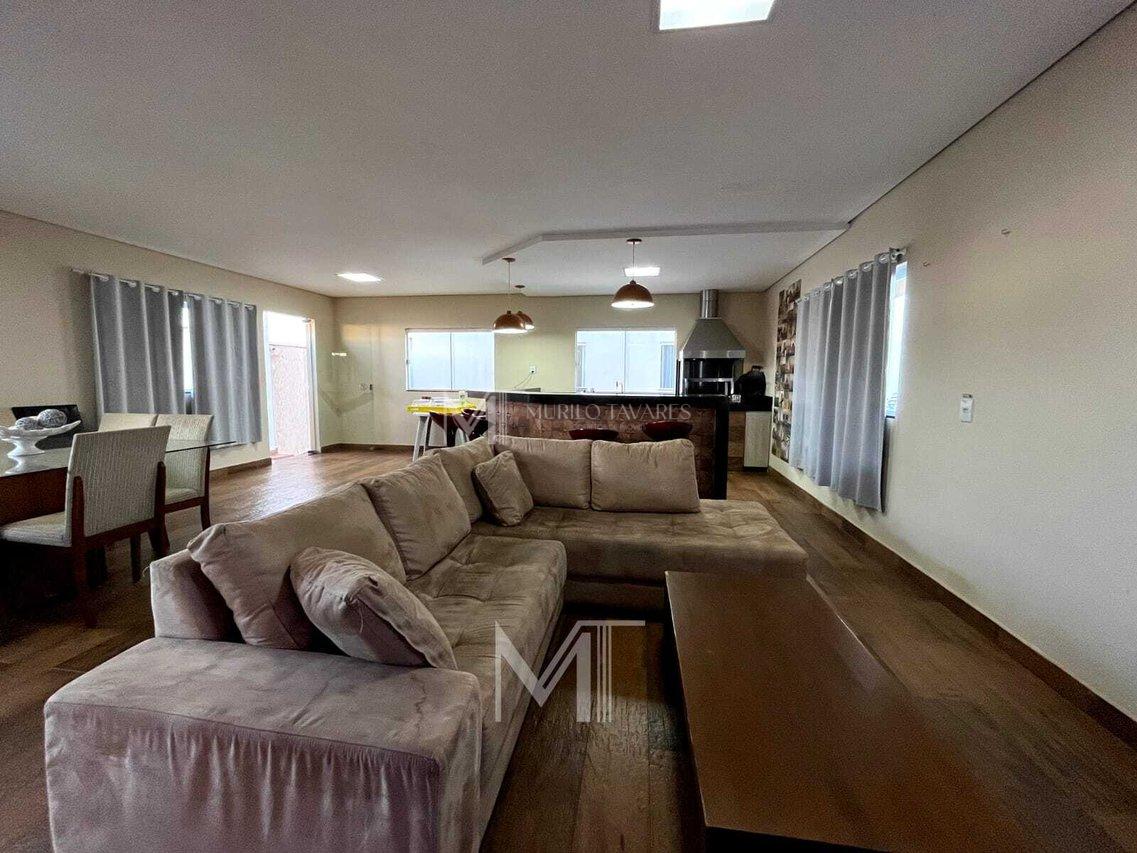 Casa Sobrado no Chácaras Tubalina - Uberlândia - 