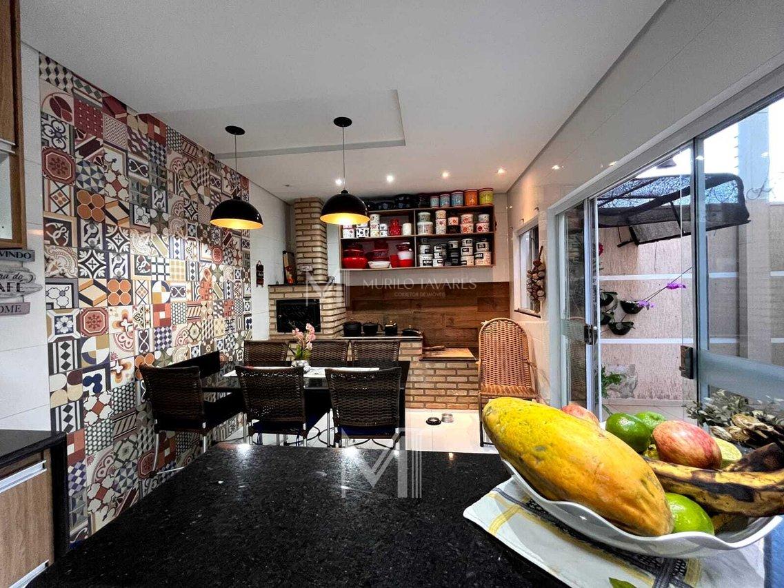 Casa Sobrado no Chácaras Tubalina - Uberlândia - 