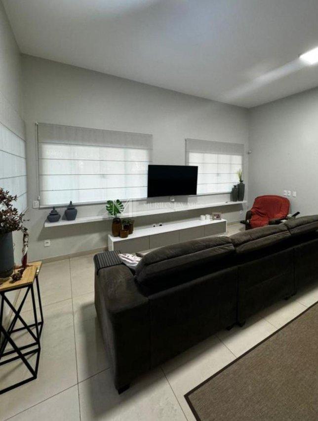 Casa no Cidade Jardim - Aluguel - Uberlândia - 