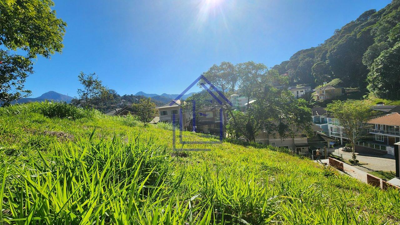 Terrenos dentro de condomínio alto padrão, na Tijuca, em Teresópolis - Teresópolis - 