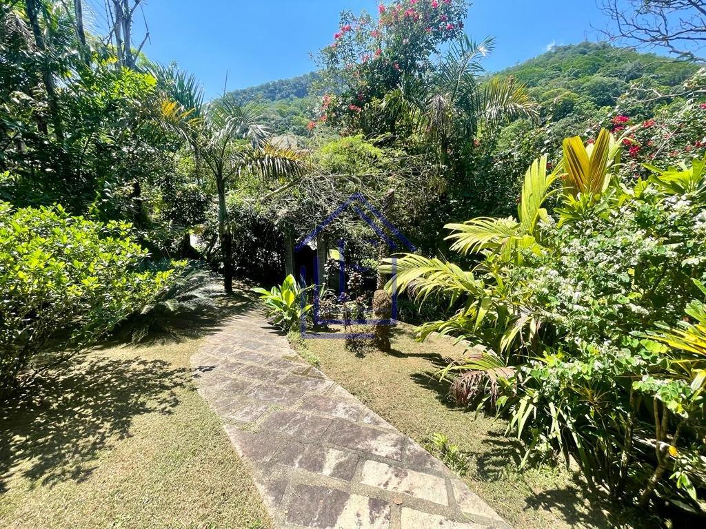 Casa de alto padrão em condomínio em Guapimirim Estrada do Limoeiro Guapimirim - 