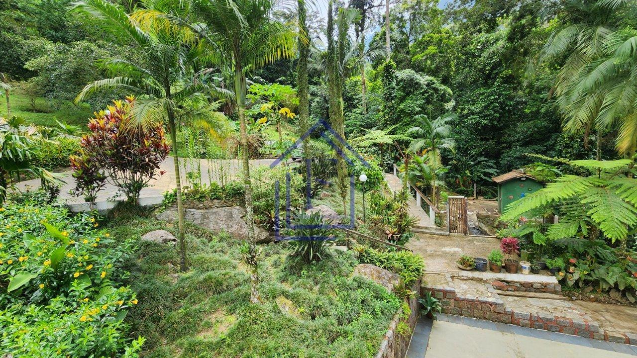 Excelente Sítio alto padrão com 21.000 m² na Serra!! - Guapimirim - 