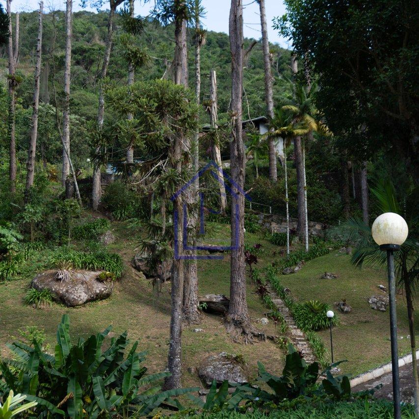 Sítio no bairro do Alto em Teresópolis com de área de terreno 8.920m² - Teresópolis - 